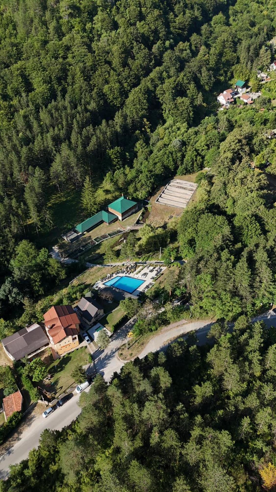 Vila Sunce Village Resort Konjic Ngoại thất bức ảnh